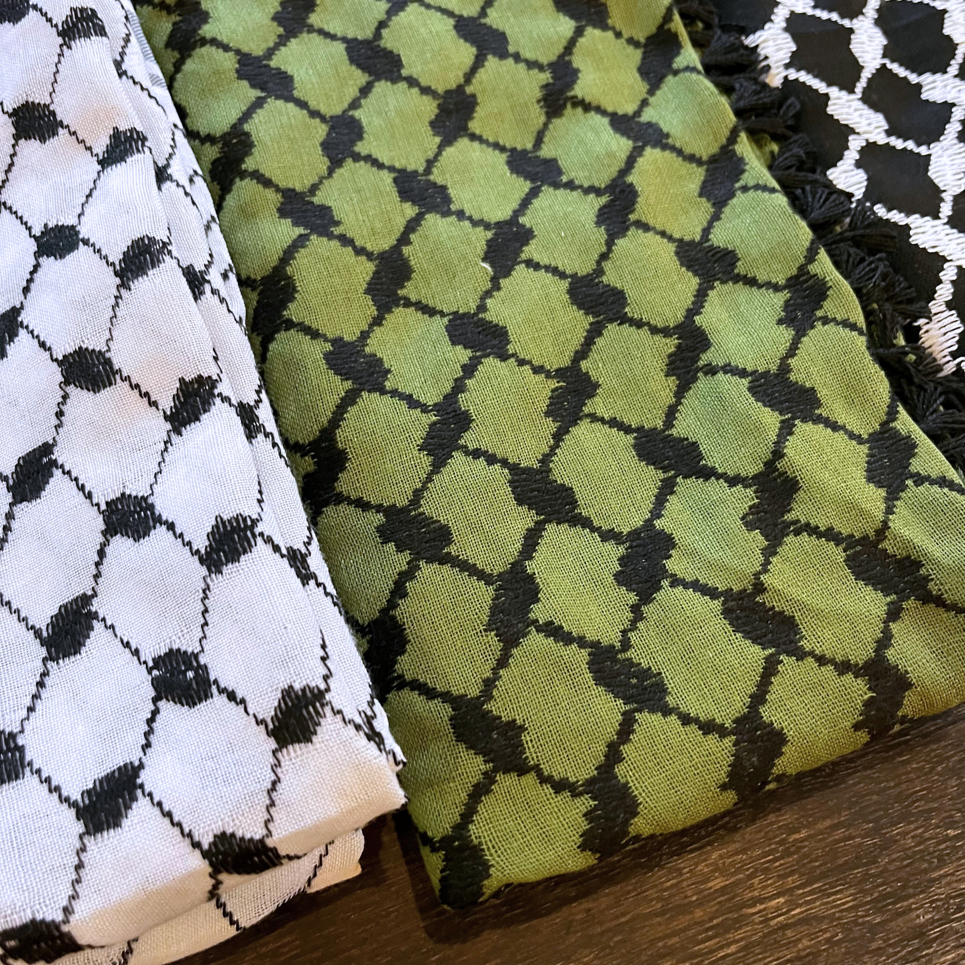 Tatreez on Kuffiyeh Kit
