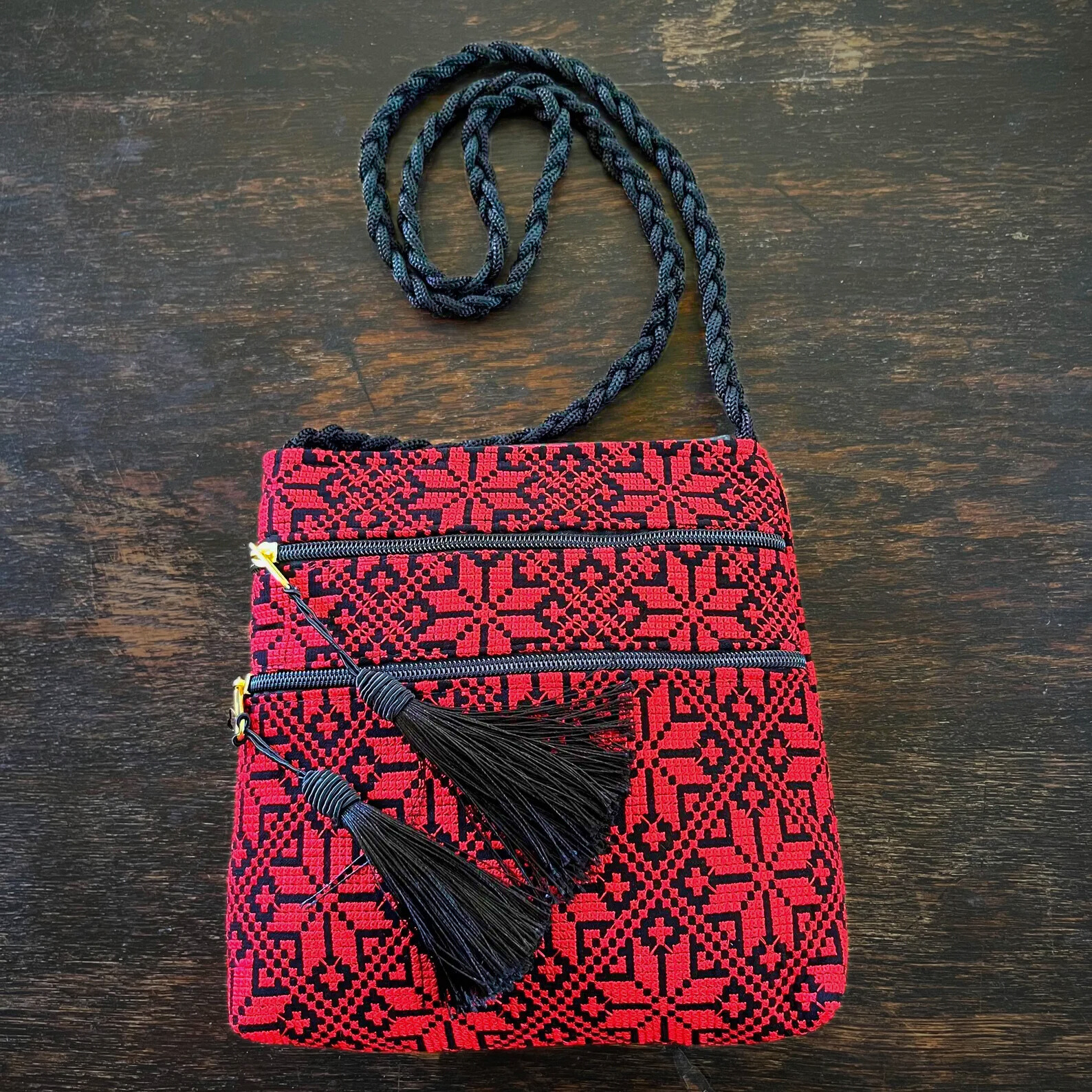 Traditional Embroidered Tatreez Bags From Jordan