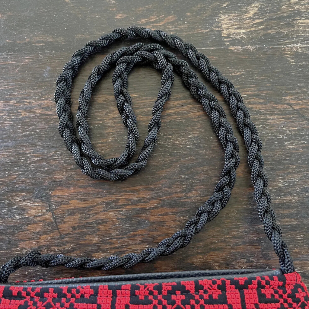 Traditional Embroidered Tatreez Bags From Jordan