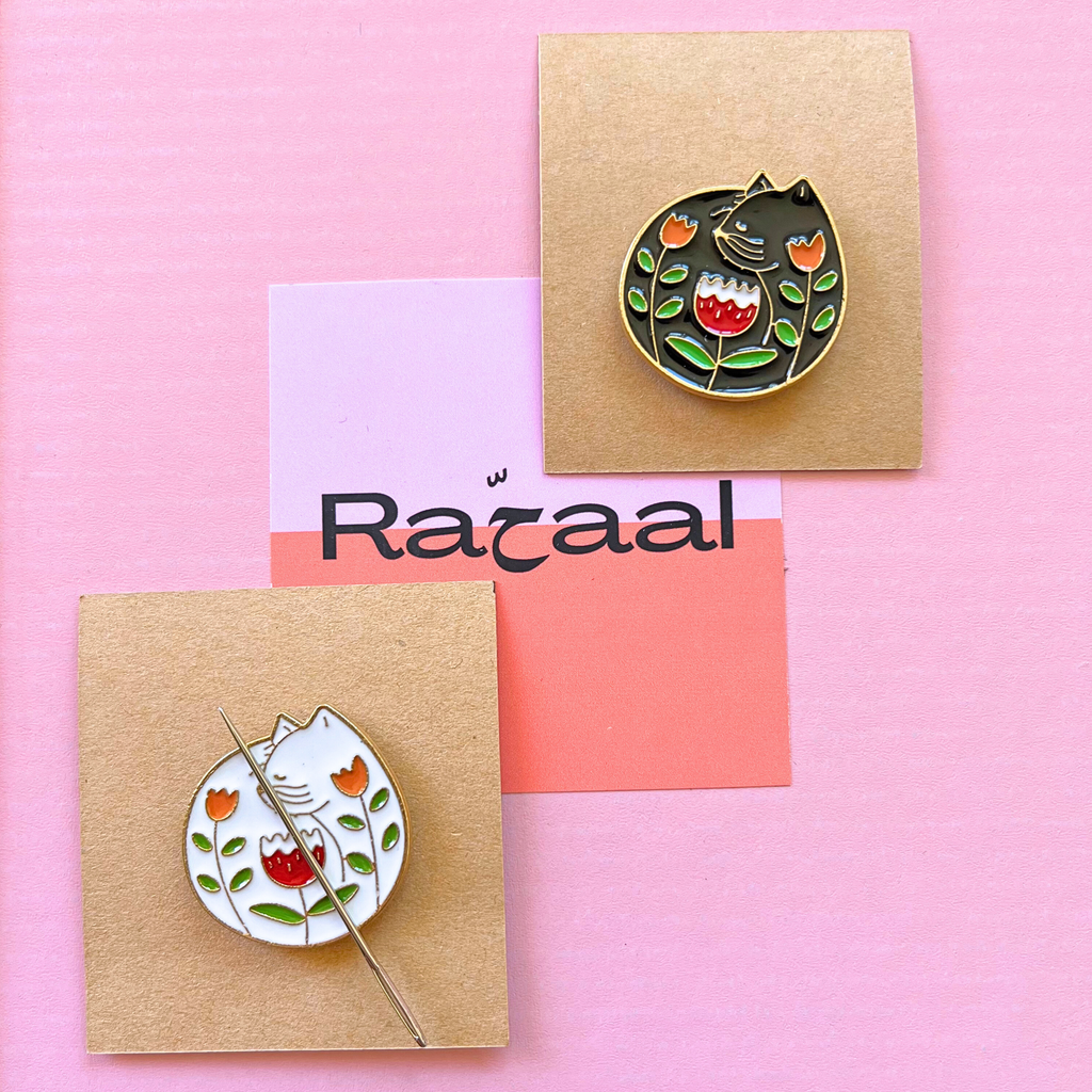 Cat Needle Minder